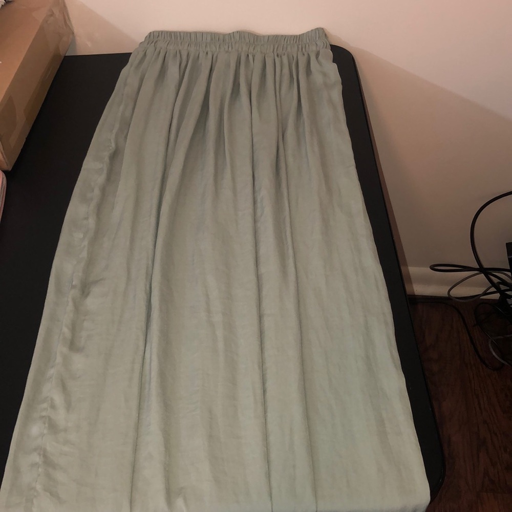 Pleated maxi skirt